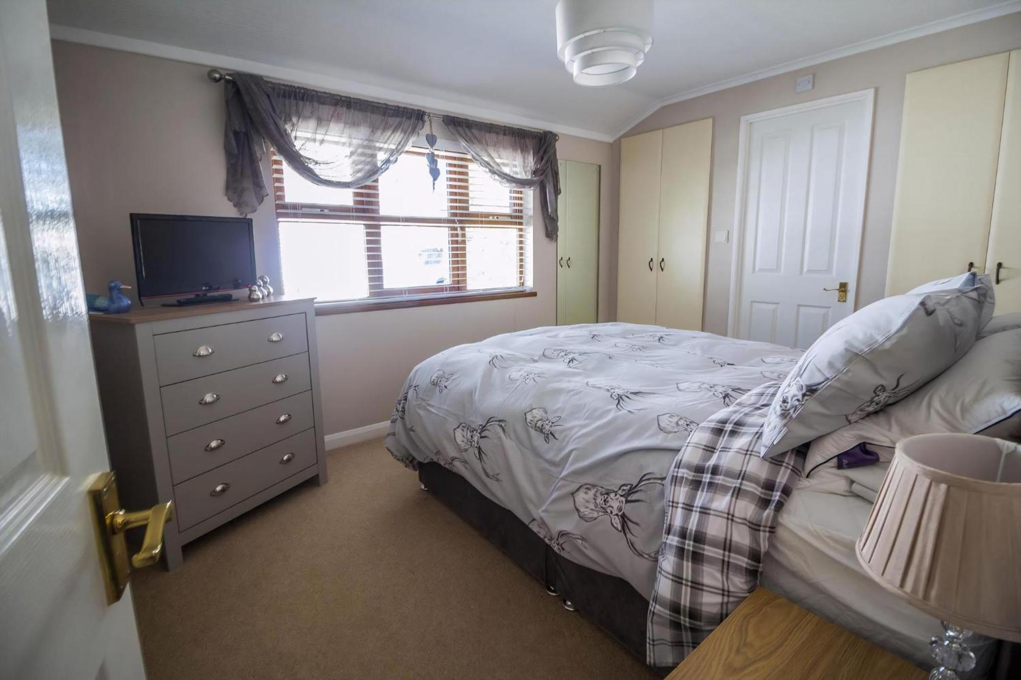 Stunning Lodge With Free Wifi For Hire At Carlton Meres In Suffolk Ref 60013M แซกส์มันดัม ภายนอก รูปภาพ
