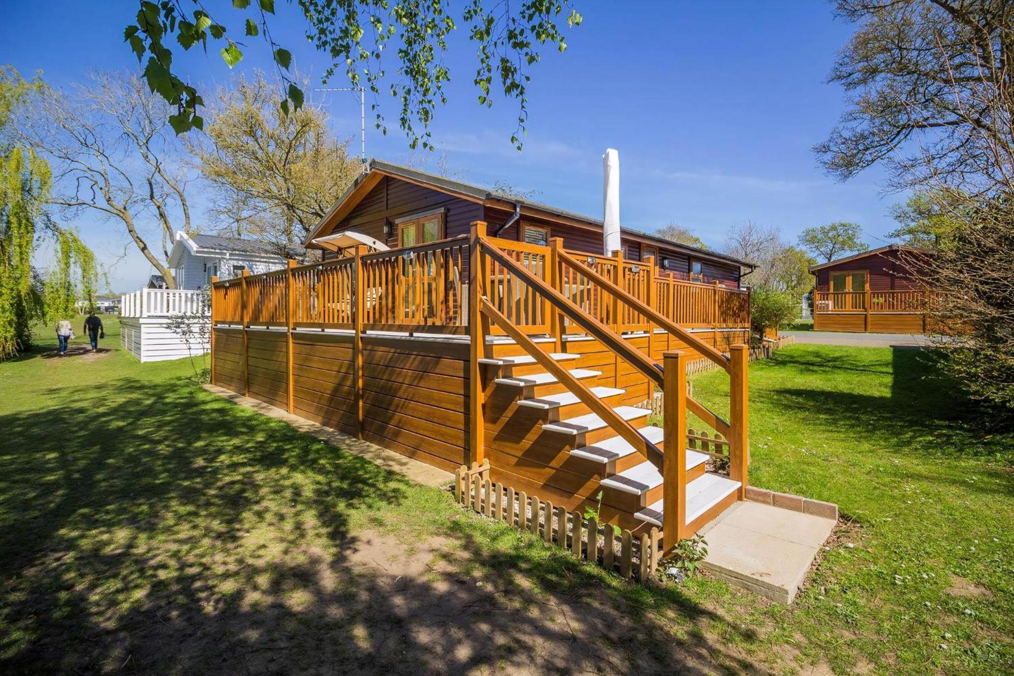 Stunning Lodge With Free Wifi For Hire At Carlton Meres In Suffolk Ref 60013M แซกส์มันดัม ภายนอก รูปภาพ